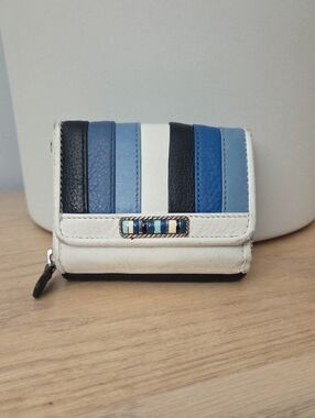 Rare VintageBrighton Barbados Double Flap Trifold Blue & White Leather Wallet